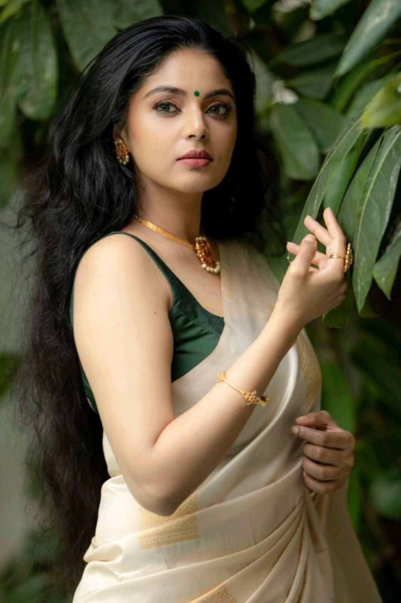 tanaya Kanjivaram Art Silk Saree with Unstitched Blouse